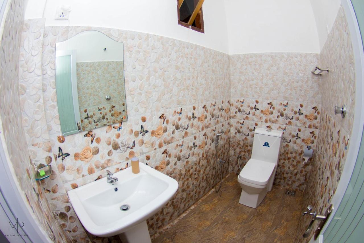 Tea Breeze Motel Nallathanniya Екстериор снимка