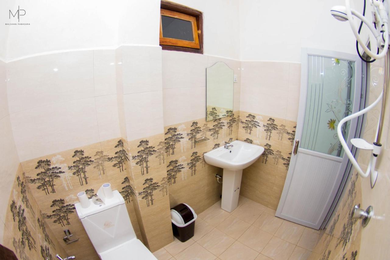 Tea Breeze Motel Nallathanniya Екстериор снимка